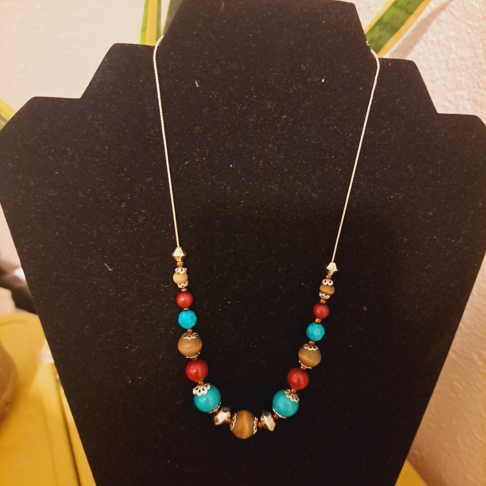 ⌛️ Vintage Necklace 6/27